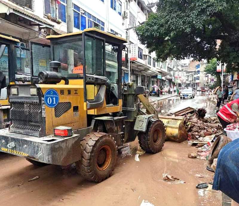 風雨礪初心，危難顯擔當——龍興壩項目部積極參與地方防洪搶險